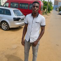 Manou junior, 21 ans, hétérosexuelAbidjan, Côte d\'Ivoire