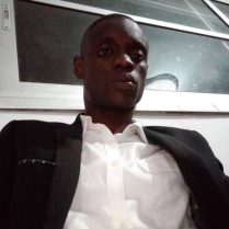 Yannick, 35 ans, bisexuelDouala, Cameroun
