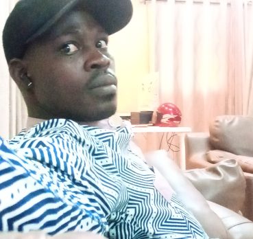 Julien, 34 ans, Lomé, Togo