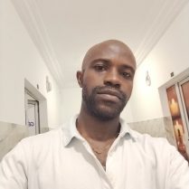 Lionel Trobia, 32 ans, hétérosexuelAbidjan, Côte d\'Ivoire
