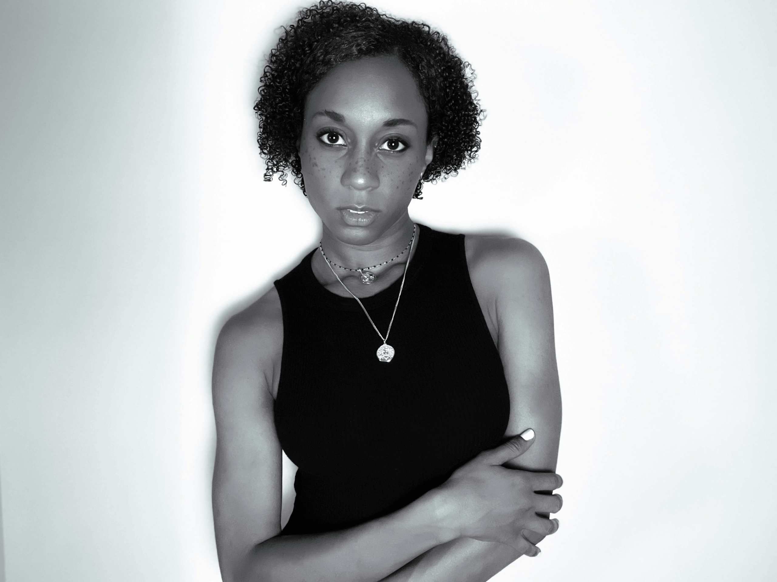 Numéros de femmes célibataires à Abidjan : Comment les contacter ?